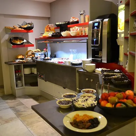 La Table De Gustave