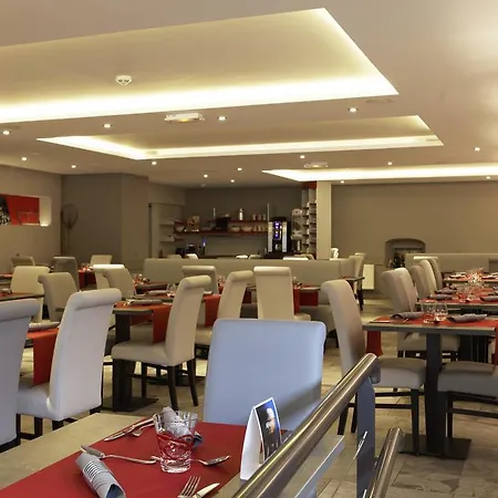 La Table De Gustave